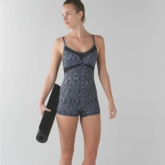 Lululemon Drop It Like It's Hot Leotard 4 - Picture 1 of 11
